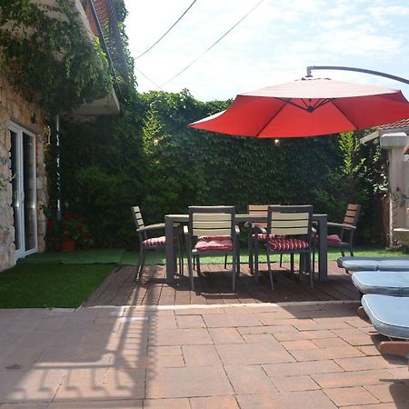 Grosses Ferienhaus Mit Eigenem Pool Und Terrasse Crikvenica Exterior foto